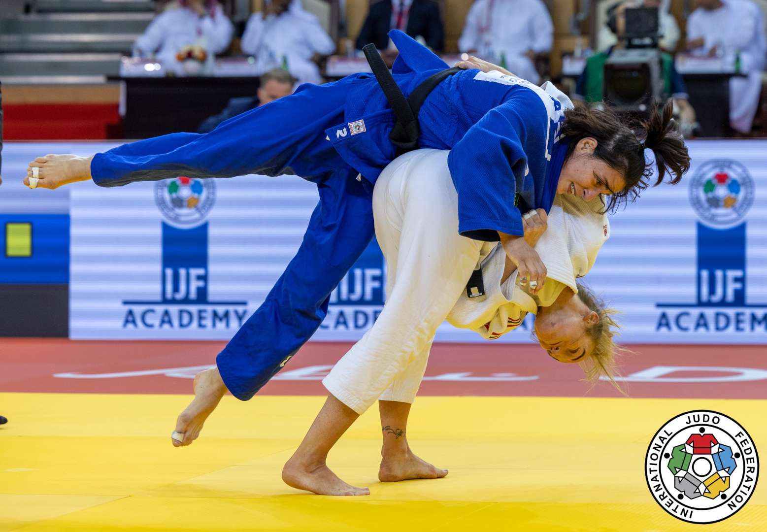 【ニュース】第1シードのレンシャルが優勝、決勝はティモから豪快「一本」/グランドスラム・アブダビ2022第2日女子 eJudo