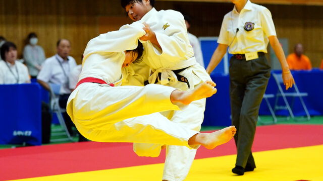 【速報レポート】技の威力押し出して加藤歌桜が優勝、決勝は団体戦の主役・山川乃々夏から鮮やか「一本」／第55回全国中学校柔道大会・女子57kg級