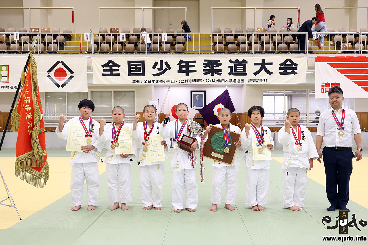 速報】岐阜北柔道クラブが初優勝／第45回全国少年柔道大会 | eJudo