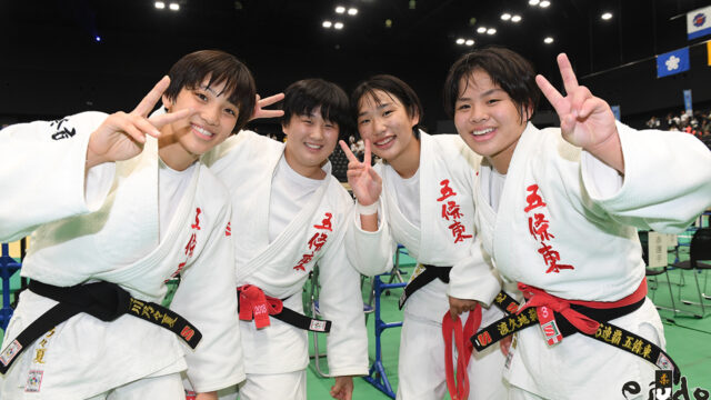 【ニュース】五條東中が3連覇／第56回全国中学校柔道大会 女子団体戦