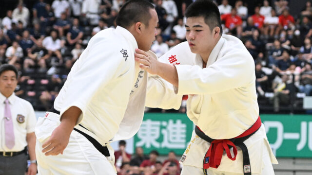 【レポート】大締めはエース井上の大内刈「一本」、東海大相模16年ぶりの全国制覇成る／第97回金鷲旗高校柔道大会 ⑥ 決勝