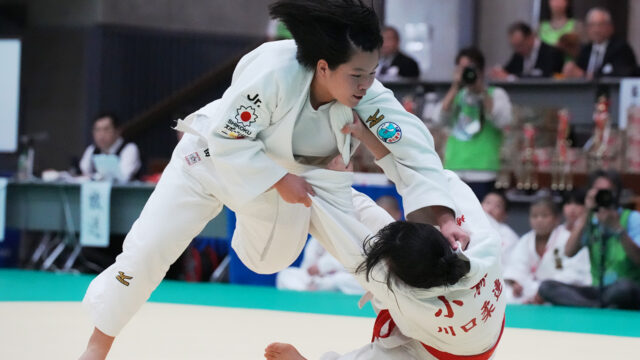 【ニュース】岡豊ジュニア柔道クラブが初優勝、ポイントゲッター3枚軸に「投げる柔道」貫く／2025年度マルちゃん杯少年柔道大会・小学生の部