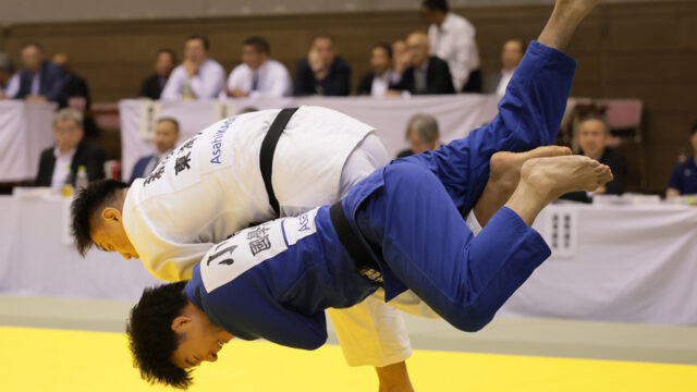 【レポート】東海大隙を見せずに決勝へ、天理大は明治との競り合い内容差で制す／2025年度全日本学生柔道体重別団体優勝大会(男子27回) ②準決勝