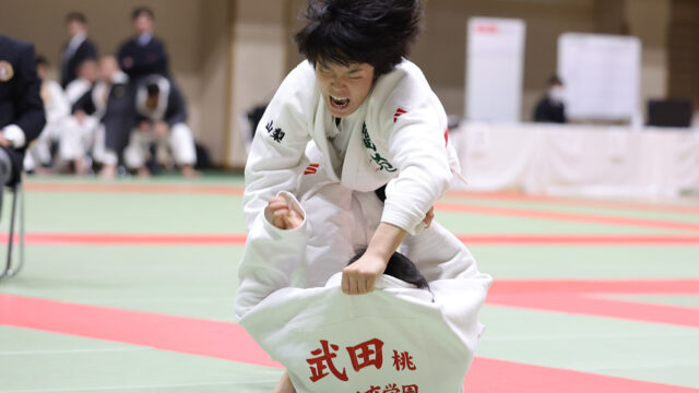 【ニュース】富士学苑が7年ぶり3度目の優勝、シリーズ2つ目のタイトル獲得／第42回若潮杯争奪武道大会・女子
