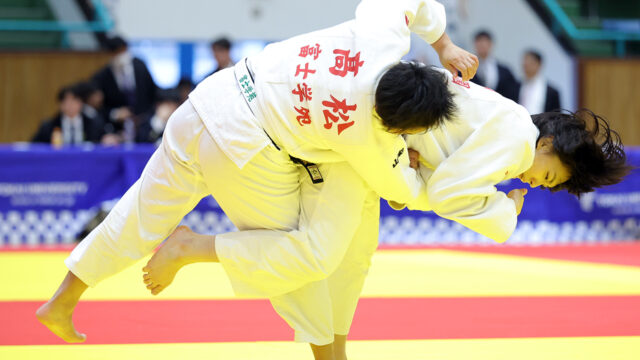 【ニュース】女子は渋谷教育学園渋谷が初優勝、決勝は富士学苑との競り合いを制す／第49回黒潮旗武道大会 柔道の部