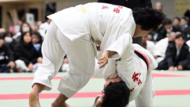 【ニュース】大成が13年ぶりの優勝、決勝で五條東を破る／2025サニックス旗福岡国際中学生柔道大会・女子