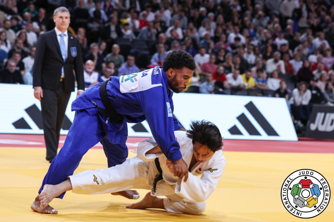 66kg級準決勝、武岡毅がダイキー・ブバから右体落「技あり」