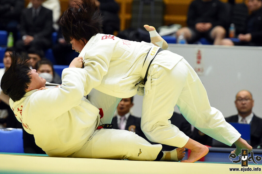 足達実佳○小内刈(4:12)△竹村安生