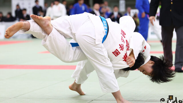 【速報レポート】比叡山に緩みなし、決勝で富士学苑下して無失点V達成／第48回全国高等学校柔道選手権大会・女子団体試合