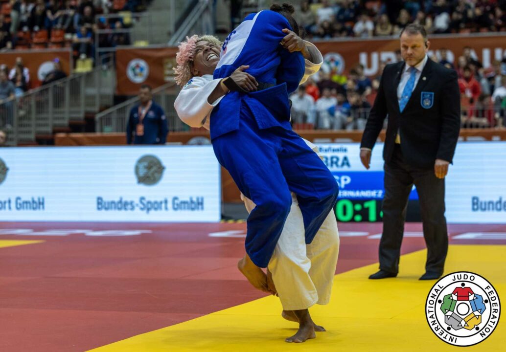 ラファエラ・シウバ(ブラジル)○裏投(3:49)△ラウラ・バスケス＝フェルナンデス(スペイン)