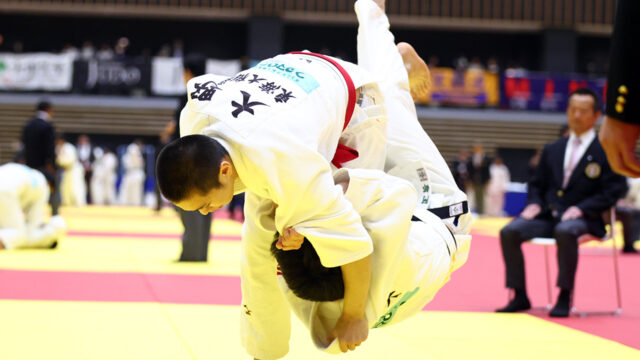 【ニュース】連覇狙う東海大相模、きわどいスコアも1位勝ち抜け　女子は五條東ら順当に2日目へ／第4回柔道マガジン杯全国中学生柔道大会