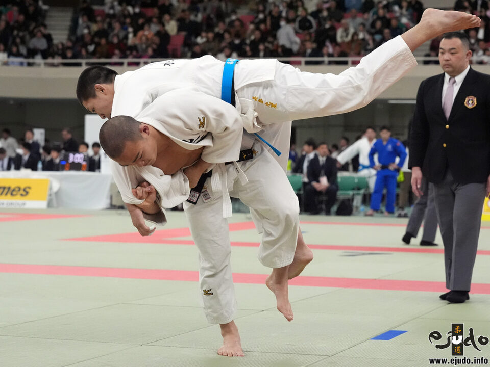 藤中元気(大阪・上宮高)○袖釣込腰(2:50)△長島光星(茨城・水戸啓明高)