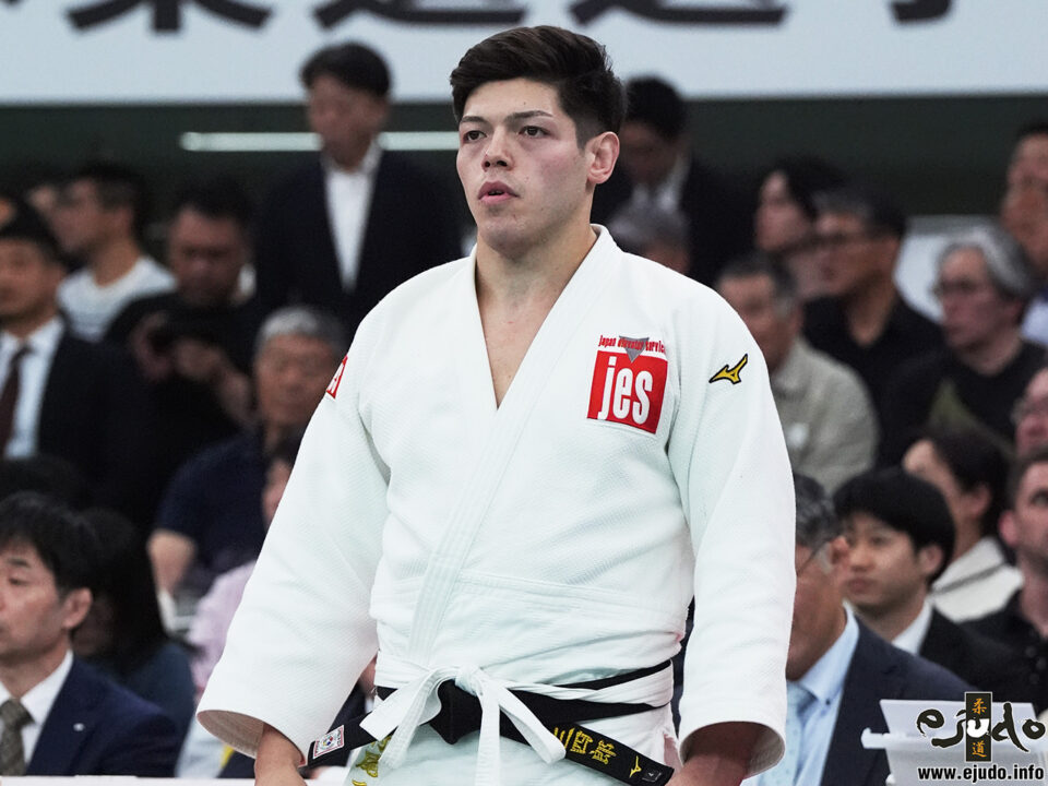 村尾三四郎