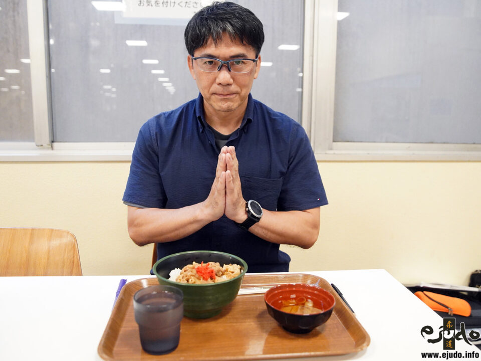 古田英毅