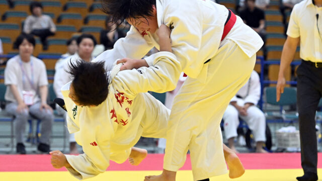 【ニュース】最強代が連覇で大締め、比叡山ついに「三冠」奪取なる／第75回インターハイ柔道競技・女子団体試合
