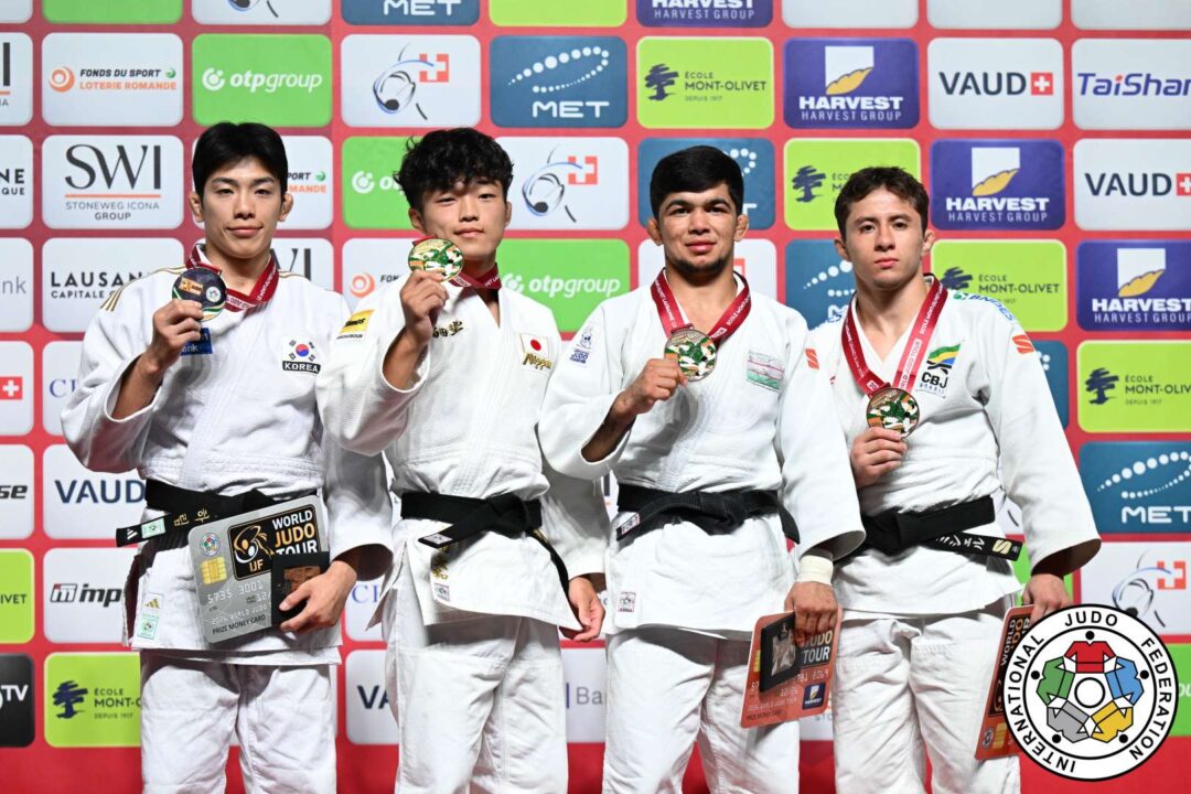 60kg級メダリスト。左から準優勝のイ・ハリン、優勝した福田大和、3位のサマリディン・クチカロフとミシェル・アウグスト。