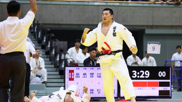 【レポート】苦しみながらも国士舘が勝ち抜け、勝負どころの3回戦は代表戦で加藤学園を破る／第75回インターハイ柔道競技男子団体試合③1回戦～準々決勝(Dブロック)