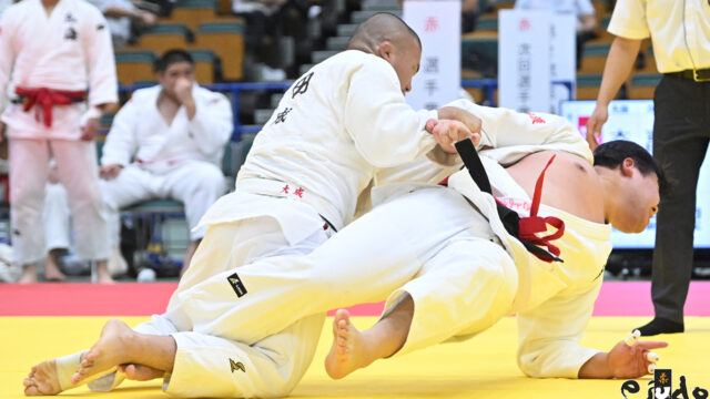 【レポート】土壇場の逆転で大成が決勝へ、エース𠮷田の勝利で流れ呼び込む／第75回インターハイ柔道競技男子団体試合⑤準決勝