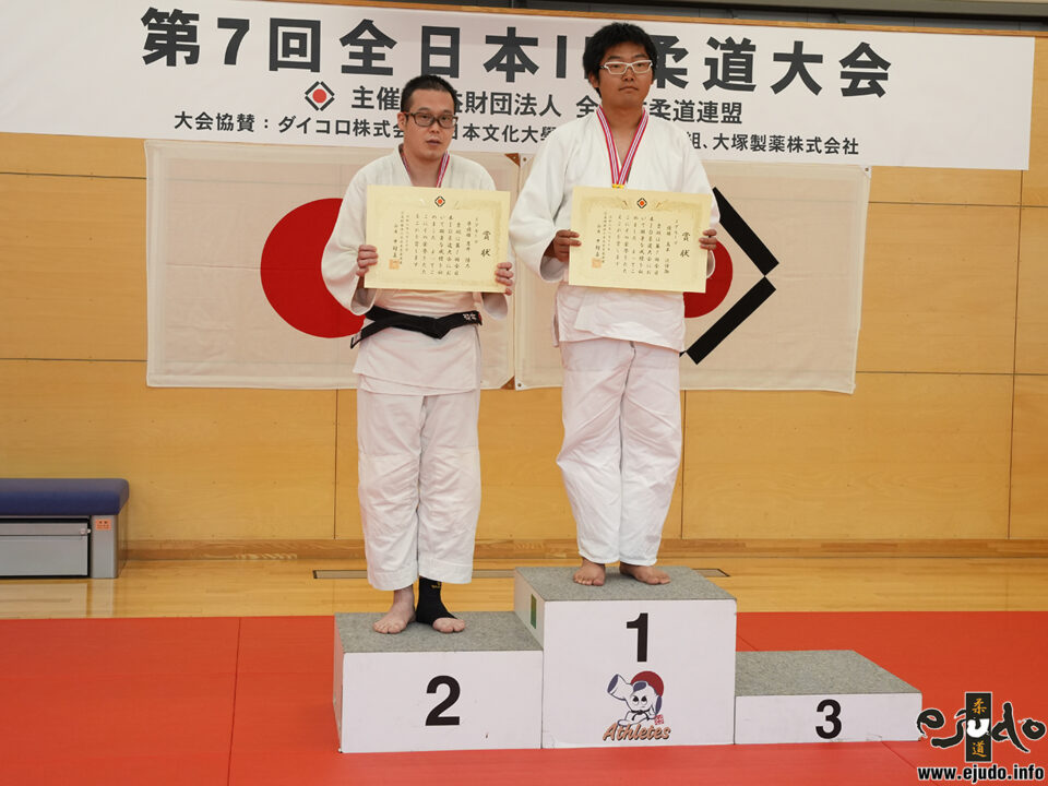 優　勝：髙木汰偉伽(河芸柔道クラブ)
準優勝：岩井陽太(文武一道塾志道館)