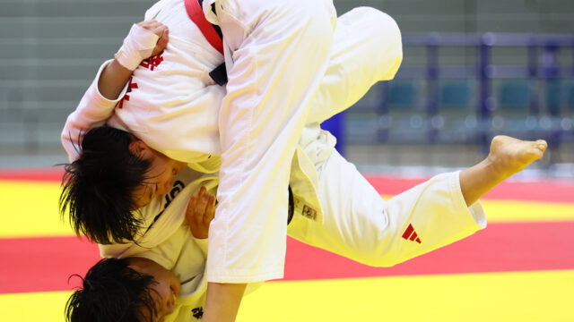 【レポート】北島侑紗が春夏連覇達成、決勝は昨年大会の準優勝者・「サリハニ」戦法の矢嵜美羽を退ける／第75回インターハイ柔道競技 女子57kg級
