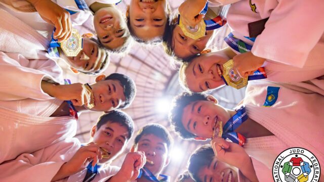 【ニュース】好調カザフスタンが初優勝、3連覇狙った日本は悔しい7位／世界カデ柔道選手権2026 最終日男女混合団体戦