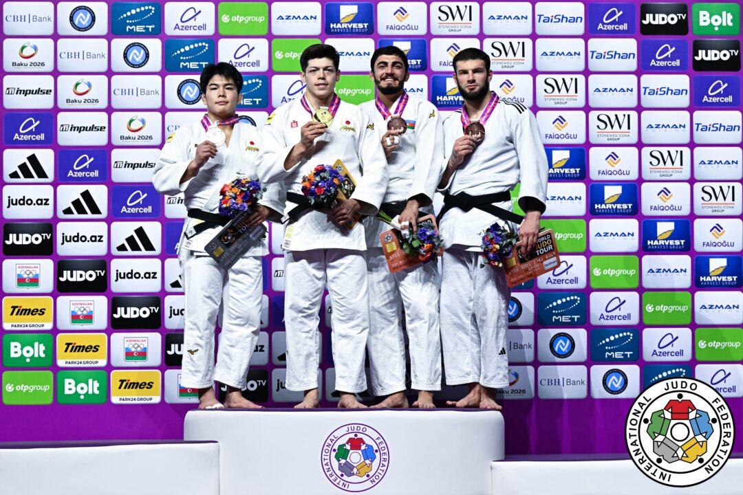 90kg級メダリスト。左から準優勝の田嶋剛希、優勝した村尾三四郎、3位のムラド・ファティエフとボリス・ルトヴィッチ。