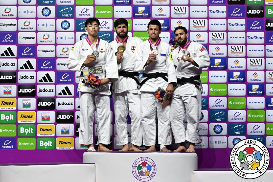 100kg級メダリスト。左から準優勝の新井道大、優勝したイリア・スラマニゼ、3位のニイアズ・ビラロフとジェナーロ・ピレッリ。